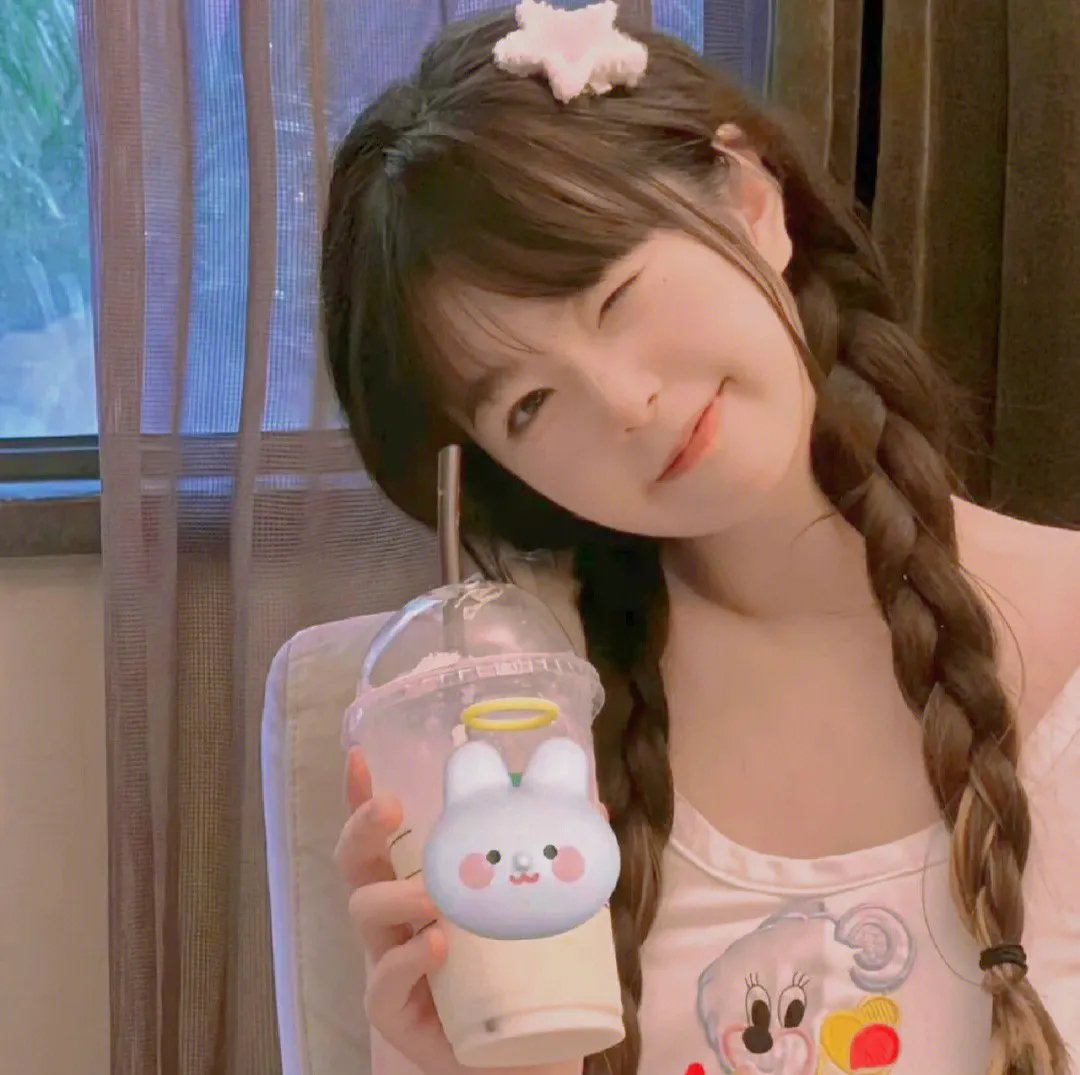 华尔镇东边的女孩